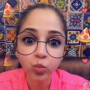 Meet your Posher, Karola